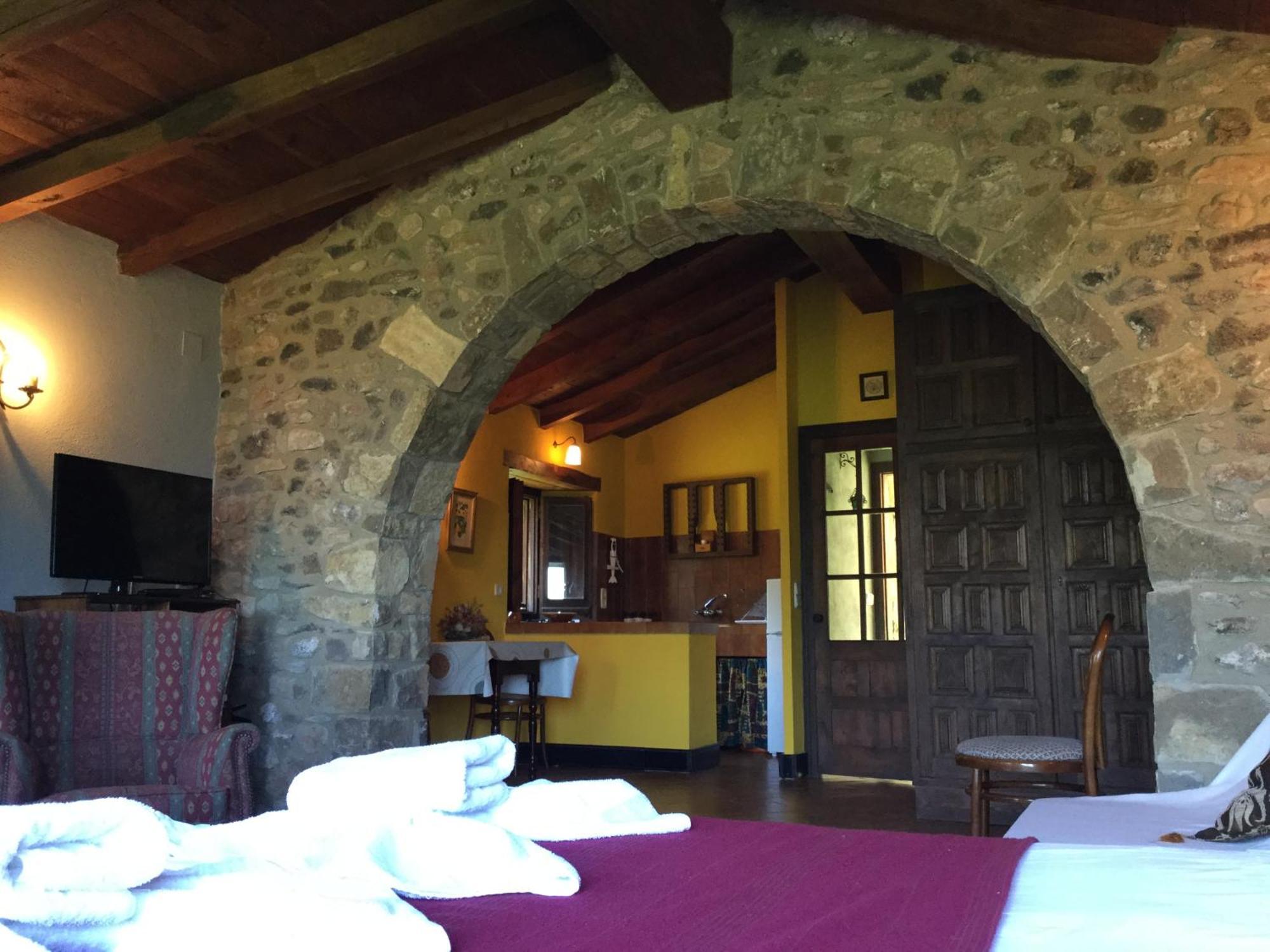 Mas Pardas Santa Pau Kültér fotó